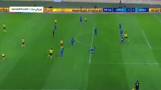 خلاصه بازی سپاهان 3 - استقلال 1