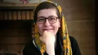 چیدمان خاص منزل سوسن پرور؛ فرش پتینه و مبلمان چوبی به سبک نوستالژیک!