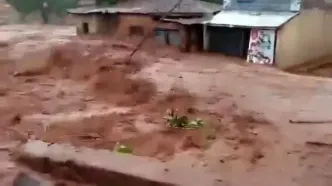 ببینید| ۱۱۷ کشته بر اثر وقوع سیل در نیجریه