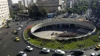 نمایی از میدان ولیعصر و بلوار کشاورز در سال 45
