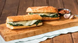 شام امشب با من: ساندویچ مرغ و اسفناج؛ یک طعم بی‌نظیر و متفاوت در خانه شما!