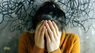 ۷ خوراکی و نوشیدنی مؤثر برای آرام‌کردن اضطراب