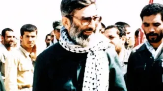 سفر به تاریخ؛ رهبر انقلاب در کنار پدرشان «آیت‌الله سید جواد خامنه‌ای»؛ دهۀ 1360