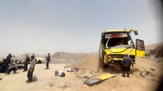 واژگونی اتوبوس مشهد به شیراز در تفت