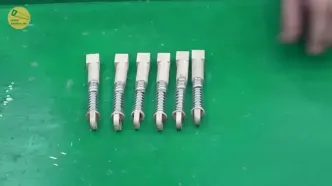ببینید؛ مراحل دیدنی ساخت مدل مینیاتوری تانک T-34 ارتش شوروی سابق