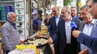 ببینید | خوش‌وبش رئیس جمهور پزشکیان با کسبه بازار کرمانشاه