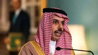 زبان بدن وزیر خارجه عربستان در دیدار با عراقچی