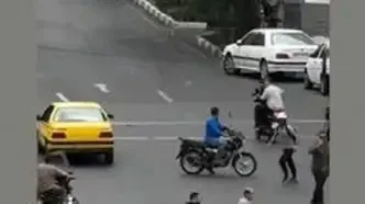 لحظه دستگیری یک دزد توسط مردم در تهران