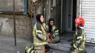 حضور زنان آتش نشان در آتش سوزی خیابان ستارخان تهران