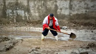 عملیات امدادرسانی جمعیت هلال احمر در پی آب‌گرفتگی در شهرستان چایپاره