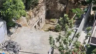 کشف اشیای باستانی در یکی از بوستان‌های تهران