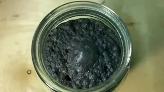 ببینید؛ مراحل بازسازی و رنگ آمیزی یک موتورسیکلت اورال شوروی سابق