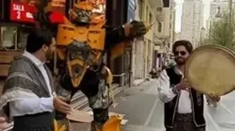 واکنش یک ربات به آهنگ کُردی در شهر مادرید