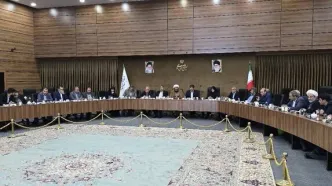 نمایندگان مجلس به کاهش محدودیت های انرژی صنایع کمک کنند/ برنامه ریزی برای عملکرد هدفمند در حوزه مسئولیت اجتماعی