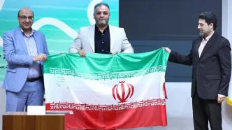اهدای مدال و پرچم ارزشمند و مقدس وزنه برداران ایران به موزه ورزش