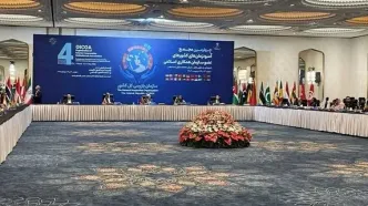 ایران به دلیل عدم پذیرش سلطه استکبار جهانی با تحریم‌های ظالمانه دارویی و اقتصادی مواجه است