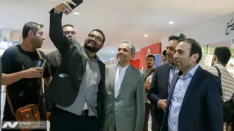 حضور مجید تخت روانچی در نمایشگاه بین المللی کتاب