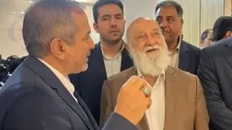 بازدید دکتر مهدی چمران، رئیس شورای اسلامی شهر تهران، از غرفه موسسه اعتباری ملل، در نمایشگاه بین‌المللی مشهد
