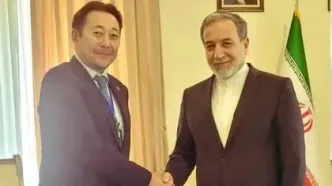 دیدار دبیرکل کنفرانس سیکا با عراقچی