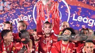 جشن قهرمانی لیورپول زلزله ایجاد کرد!