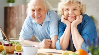 اگر می‌خواهید پیری سالمی داشته باشید، این غذاها را مصرف کنید