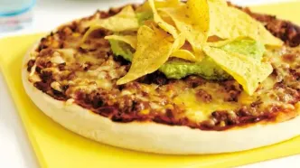 طرز تهیه ناچو مکزیکی؛ اسنک خوشمزه و ترد با گوشت چرخ‌کرده