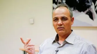 انتقاد تند زیدآبادی از ناکارآمدی؛ از تغییر ساعت تا چالش مذاکرات