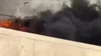 آتش‌گرفتگی پژو 206 در بلوار کاوه / اقدام شجاعانه مکانیک جان‌ها را نجات داد!