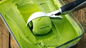 طرز تهیه بستنی چغاله بادام کشدار و پفکی