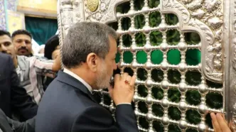 عراقچی به زیارت رفت