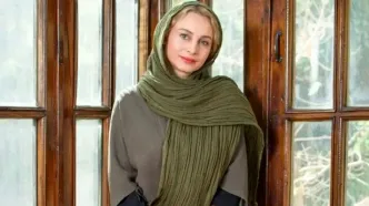 عکسی متفاوت از ژست مریم کاویانی با گل‌های بهاری