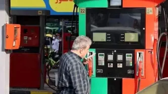 درخواست ۲۴۱ نماینده از دولت درباره سه نرخی شدن بنزین