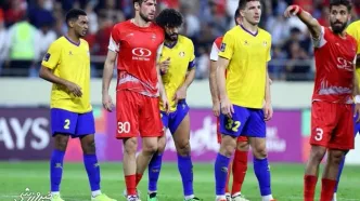 سروش رفیعی مانع درگیری دو بازیکن پرسپولیس شد