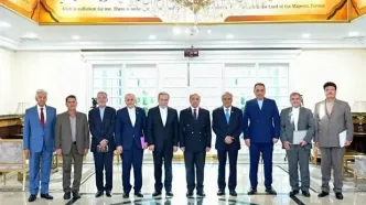 دیدار عراقچی با نخست وزیر پاکستان