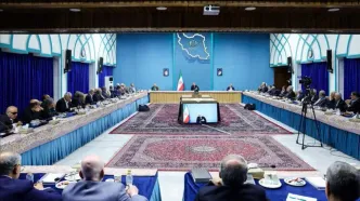 پزشکیان: دستیابی به تفاهم پیش‌شرط هر حرکت مؤثر در مسیر توسعه کشور است/ توسعه را منحصر به منطقه خاصی نمی‌دانیم