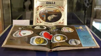 نمایش آثار سالوادور دالی در نیاوران