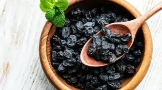 خواص مویز برای زنان/چرا هر روز ۲۱ عدد؟