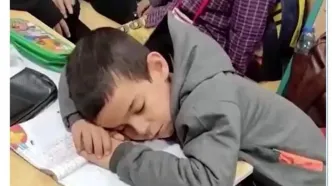 انتخاب ساعت بسیار عجیب برای مدارس دانش آموزان / تصمیم بسیار عجیب و جنجالی برای کودکان