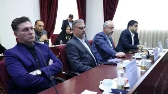 بهانه های درویش برای تعیین سقف بودجه؛ پول‌های زیرمیزی همچنان ناظر ندارد!