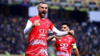 حضور مهاجم پرسپولیس در خیابان‌های استانبول! +عکس