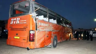 انحراف اتوبوس حامل دانش‌آموزان در جاده قزوین