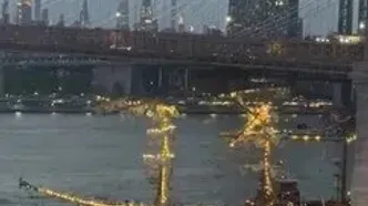 زخمی شدن ۲۰ نفر بر اثر برخورد کشتی مکزیکی به پل بروکلین در نیویورک