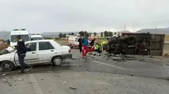 جزئیات تصادف زنجیره‌ای مینی‌بوس حامل دانش آموزان با دو خودرو