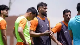 مدافع مدنظر پرسپولیس به استقلال نزدیک شد؟