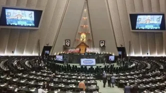 مراسم بزرگداشت شهدای خدمت در مجلس