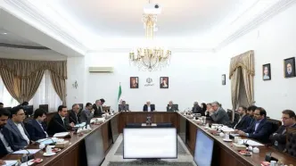 عارف: تعصبات دستگاهی را کنار بگذارید و شجاعانه تصمیم بگیرید