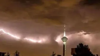 هشدار جدی طوفان در تهران / خطر سقوط تابلوها و درختان