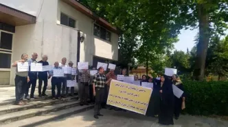 اعتراض کارگران بازنشسته سهام‌دار ایران پوپلین رشت/ سود سهام ما چه شد؟