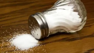مصرف چه مقدار نمک در روز خطرناک است؟