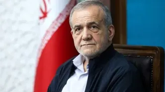 حضور پزشکیان در مراسم دومین سالگرد بازگشت ناوگروه ۸۶ نیروی دریایی ارتش